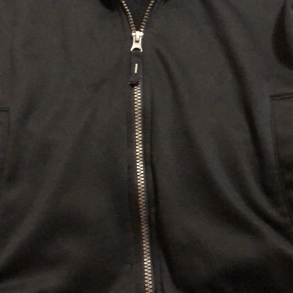 Boys Nautica brand fleece. ZIP front. Size 10/12. Black with gray sleeve strip. - Picture 7 of 9